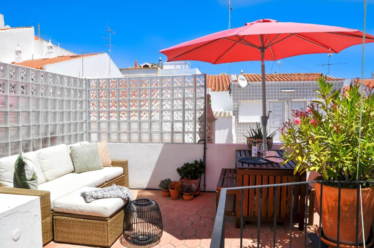 Lovelystay - Casa Salto - Charming Townhouse With Large Terrace ตาวิรา ภายนอก รูปภาพ